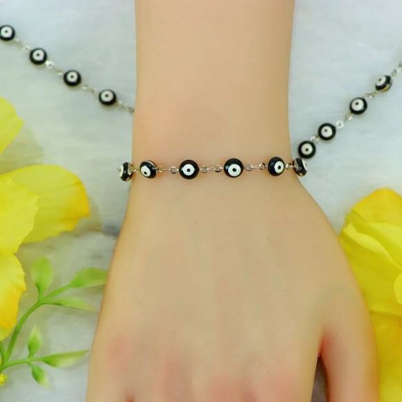 Minimalist Bracelet, Sleek & Modern Design, Women’s Fashion, YC110007-B - Picture 2 of 10